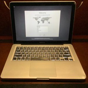 MacBook Pro 13" i5 2.4GHz 8GB 250GB HDD
